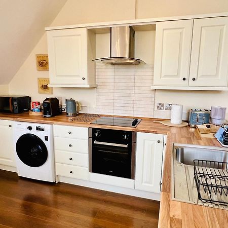 Top Floor Double En-Suite Br Apartment Central Matlock Матлок Екстериор снимка